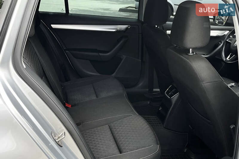 Универсал Skoda Octavia 2017 в Днепре