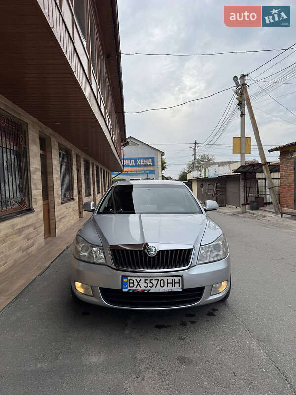 Лифтбек Skoda Octavia 2012 в Полонном