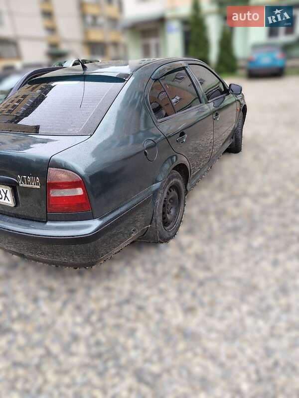 Лифтбек Skoda Octavia 1999 в Коломые