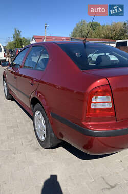 Лифтбек Skoda Octavia 2008 в 
