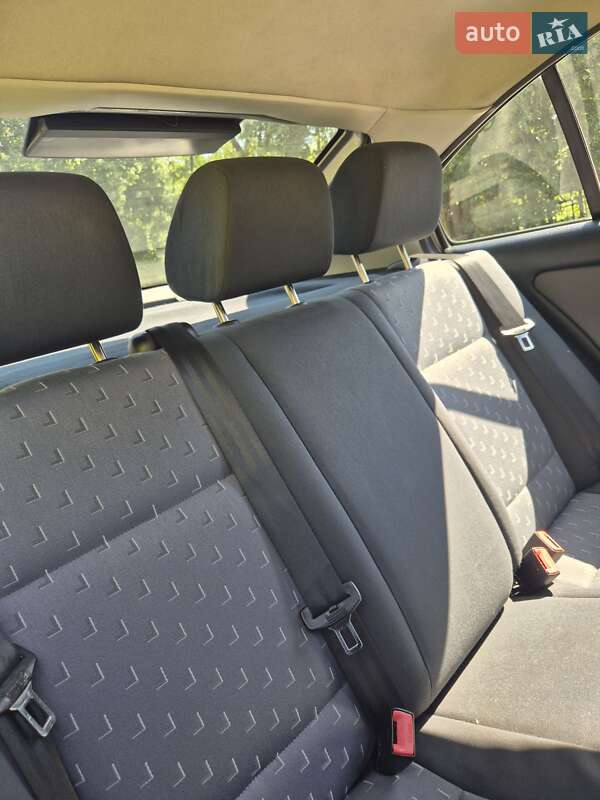 Лифтбек Skoda Octavia 2009 в Миргороде фото 6 Лифтбек Skoda Octavia 2009 в Миргороде