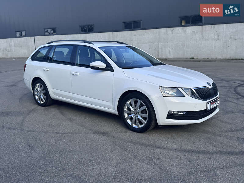 Универсал Skoda Octavia 2019 в Киеве