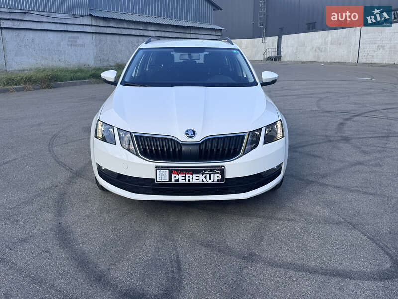 Универсал Skoda Octavia 2019 в Киеве