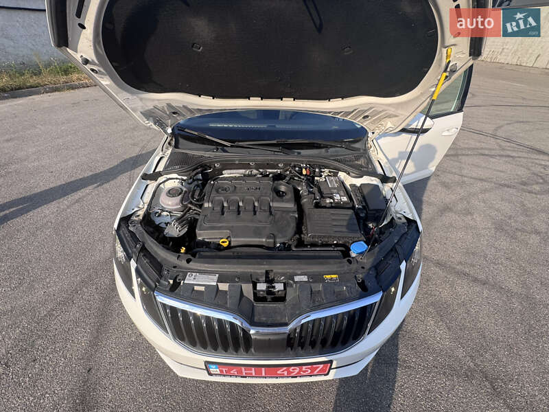 Универсал Skoda Octavia 2019 в Киеве