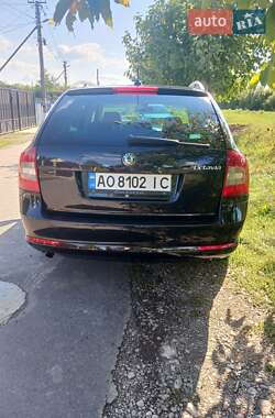 Универсал Skoda Octavia 2010 в 