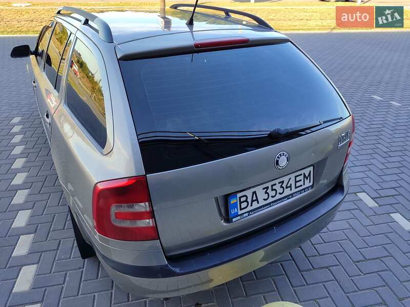Универсал Skoda Octavia 2008 в Кропивницком