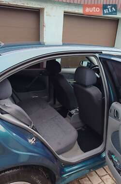 Лифтбек Skoda Octavia 1998 в 