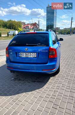 Универсал Skoda Octavia 2010 в 