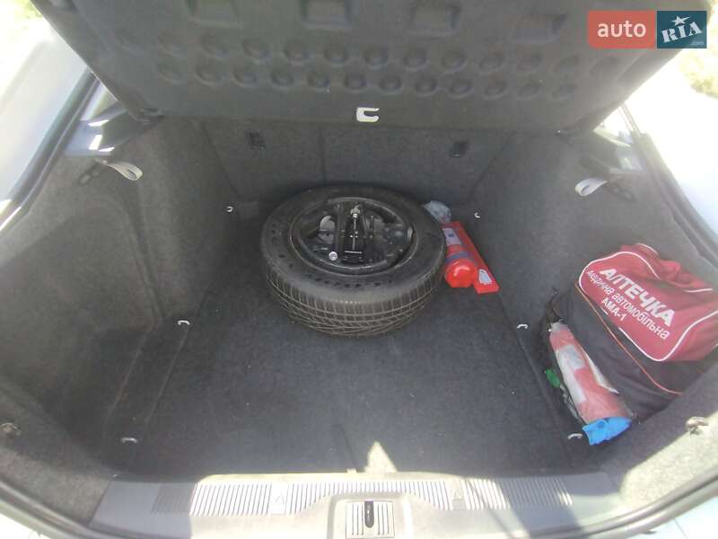 Лифтбек Skoda Octavia 2012 в Решетиловке