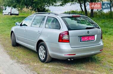 Универсал Skoda Octavia 2010 в 