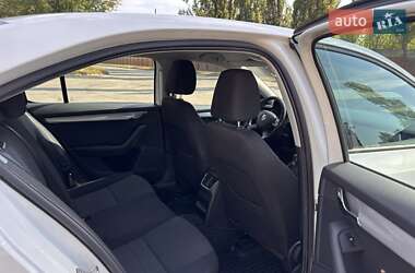 Лифтбек Skoda Octavia 2013 в 