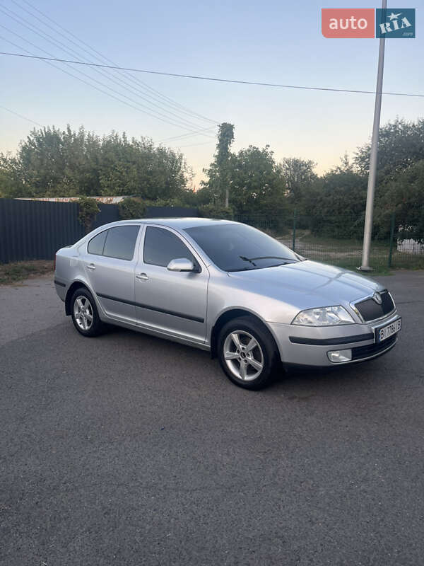 Лифтбек Skoda Octavia 2008 в Полтаве