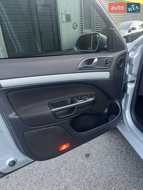 Лифтбек Skoda Octavia 2008 в Полтаве