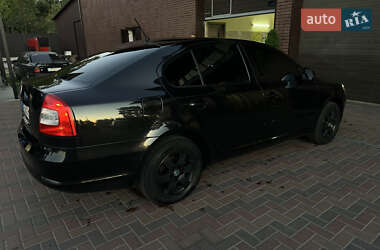 Лифтбек Skoda Octavia 2011 в 