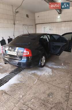 Лифтбек Skoda Octavia 2008 в 