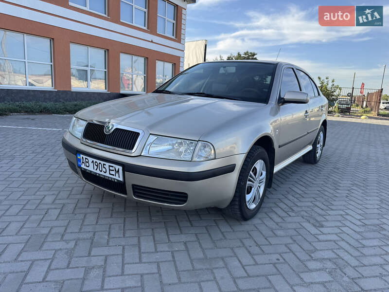 Лифтбек Skoda Octavia 2005 в Каменском