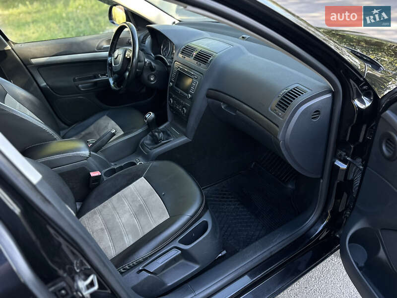 Универсал Skoda Octavia 2010 в Тернополе