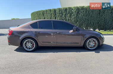 Лифтбек Skoda Octavia 2013 в 