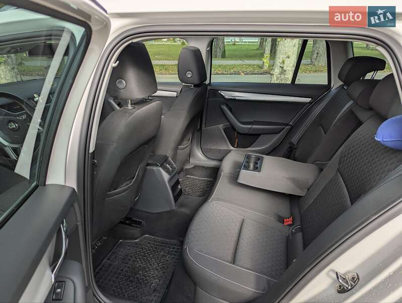 Універсал Skoda Octavia 2015 в Мукачевому