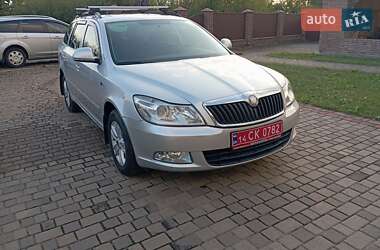 Универсал Skoda Octavia 2010 в 