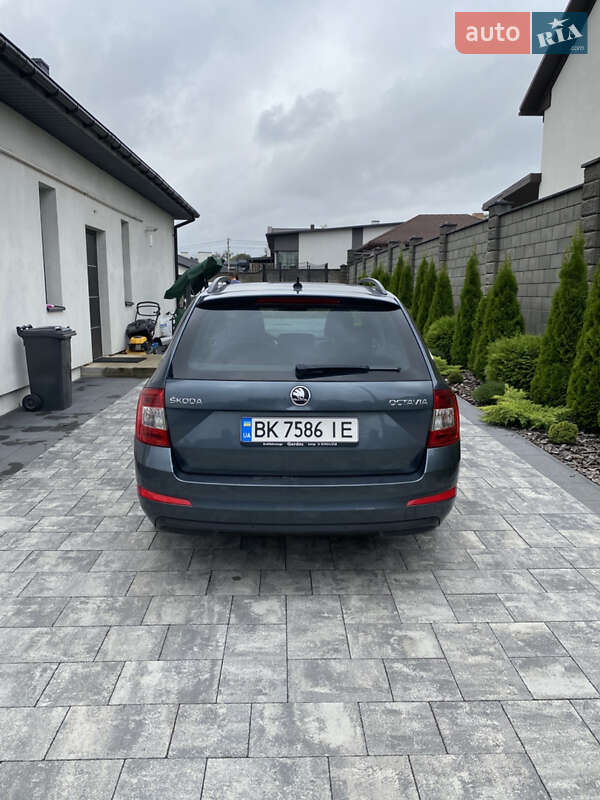 Универсал Skoda Octavia 2015 в Ровно