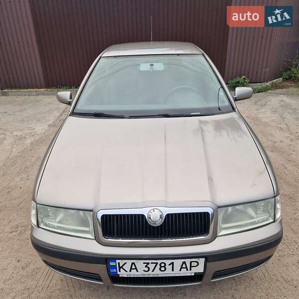 Ліфтбек Skoda Octavia 2008 в Остер