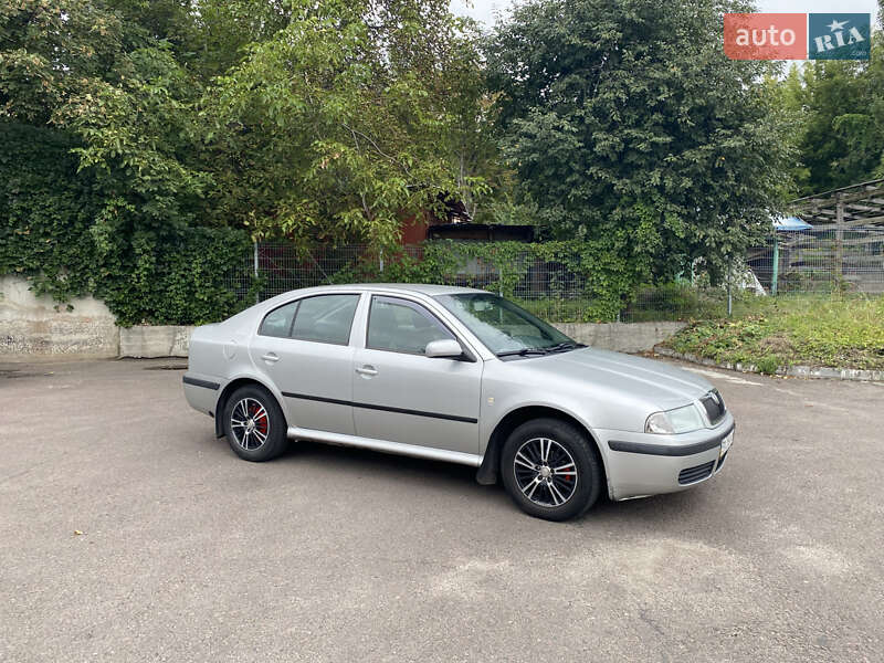 Лифтбек Skoda Octavia 2007 в Ровно