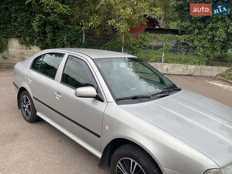 Лифтбек Skoda Octavia 2007 в Ровно