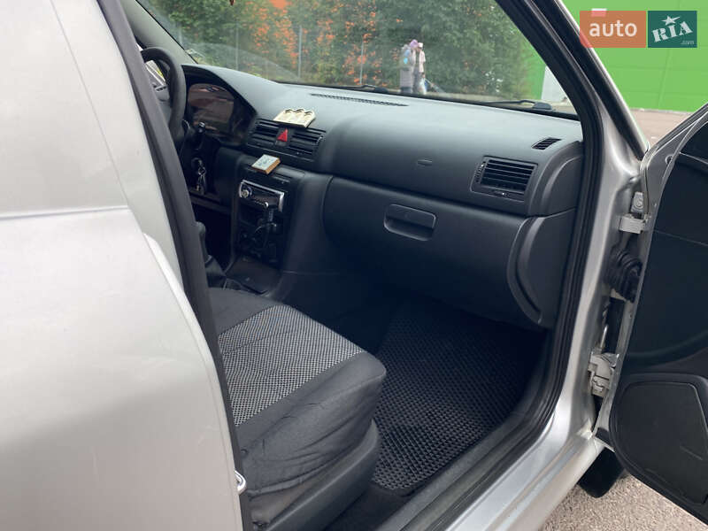 Лифтбек Skoda Octavia 2007 в Ровно