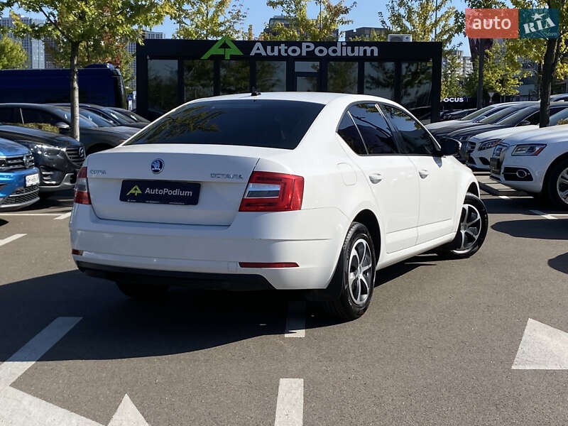 Лифтбек Skoda Octavia 2019 в Киеве