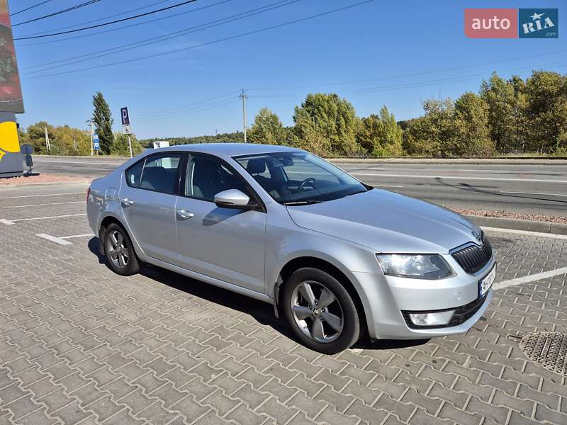 Лифтбек Skoda Octavia 2014 в Вышгороде
