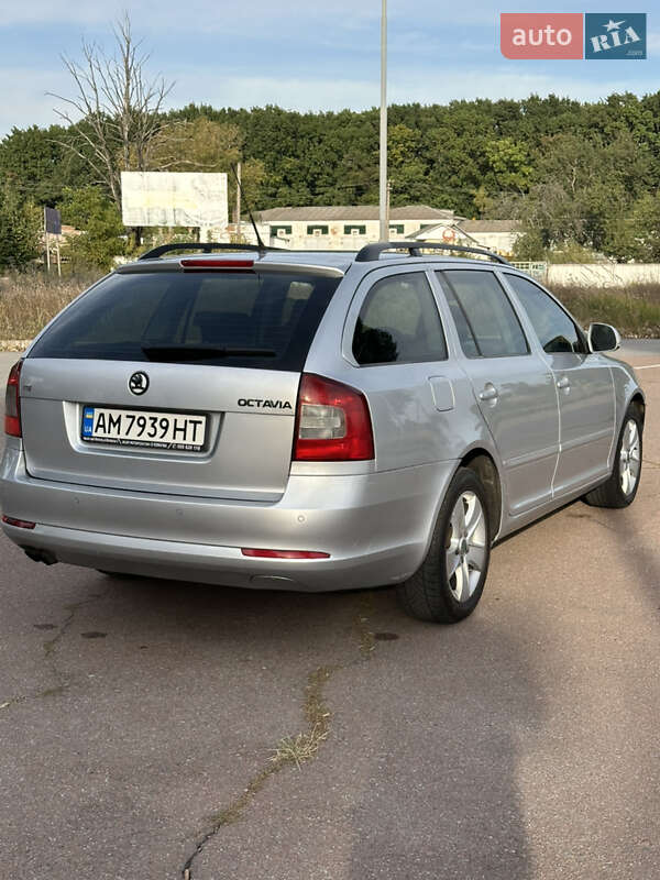 Універсал Skoda Octavia 2009 в Коростені