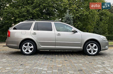 Универсал Skoda Octavia 2012 в 
