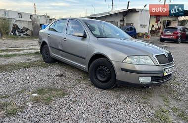 Лифтбек Skoda Octavia 2006 в Киеве