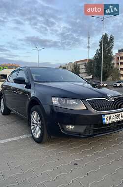 Лифтбек Skoda Octavia 2015 в 