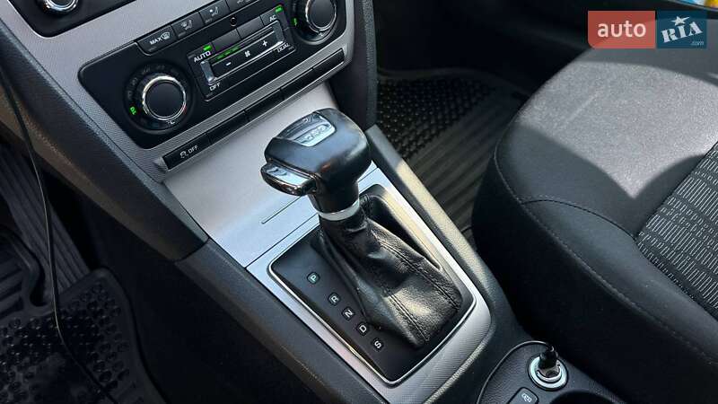 Лифтбек Skoda Octavia 2010 в Львове