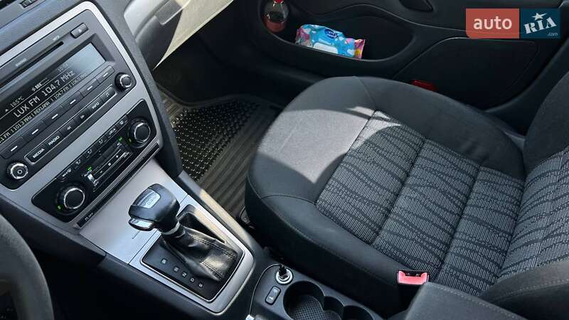 Лифтбек Skoda Octavia 2010 в Львове