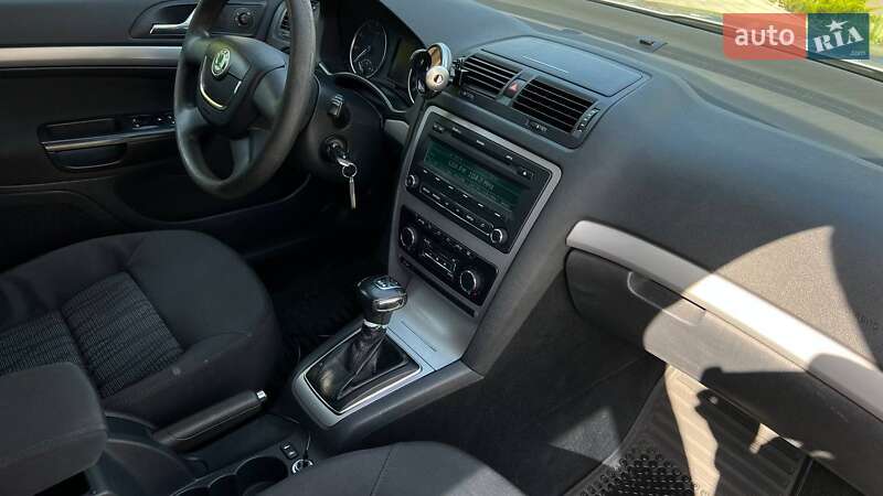 Лифтбек Skoda Octavia 2010 в Львове