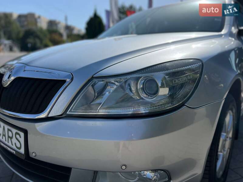 Лифтбек Skoda Octavia 2010 в Львове