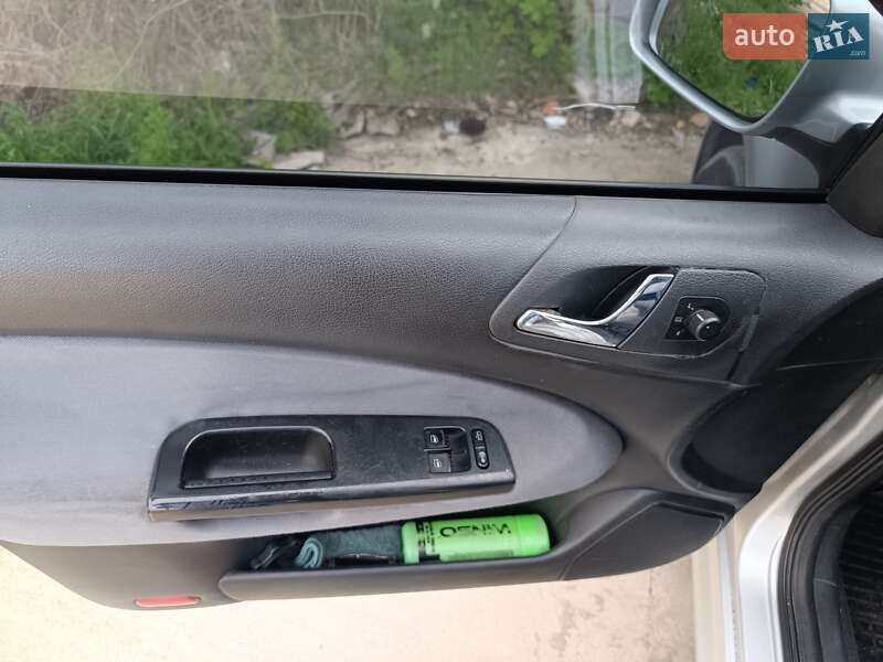 Универсал Skoda Octavia 2001 в Одессе