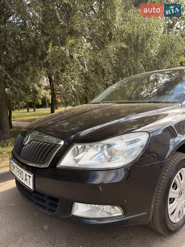 Універсал Skoda Octavia 2012 в Сумах