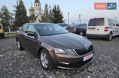 Лифтбек Skoda Octavia 2019 в Хусте
