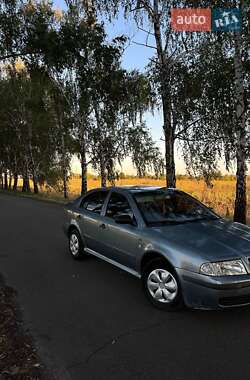 Лифтбек Skoda Octavia 2002 в Киеве