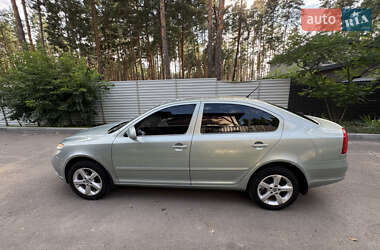 Лифтбек Skoda Octavia 2011 в 