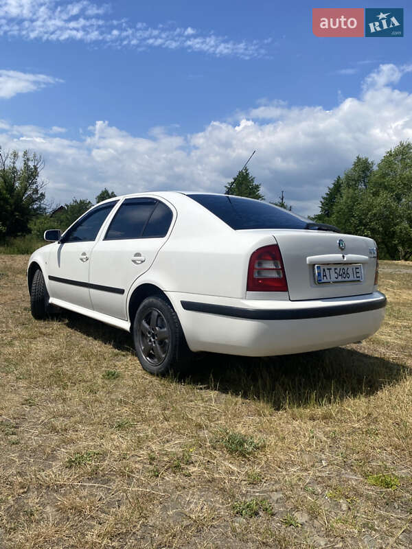 Лифтбек Skoda Octavia 2006 в Ивано-Франковске
