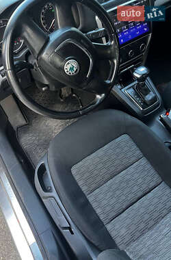 Лифтбек Skoda Octavia 2013 в 
