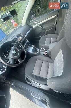 Лифтбек Skoda Octavia 2009 в 