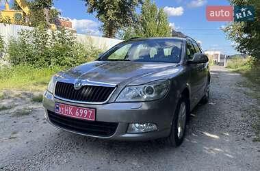 Универсал Skoda Octavia 2010 в 