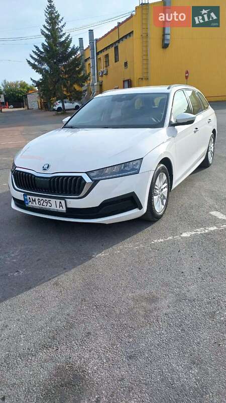 Універсал Skoda Octavia 2020 в Житомирі фото 3 Універсал Skoda Octavia 2020 в Житомирі