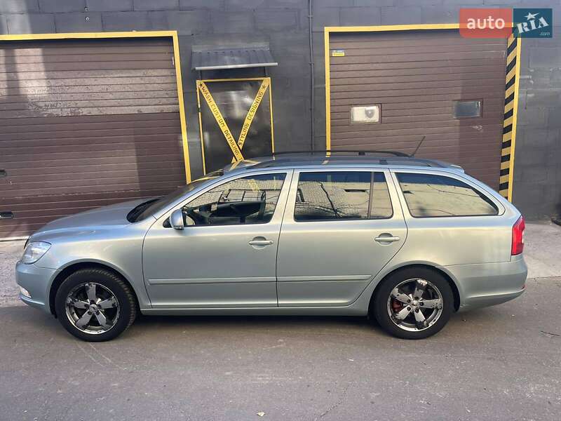 Универсал Skoda Octavia 2011 в Киеве фото 2 Универсал Skoda Octavia 2011 в Киеве